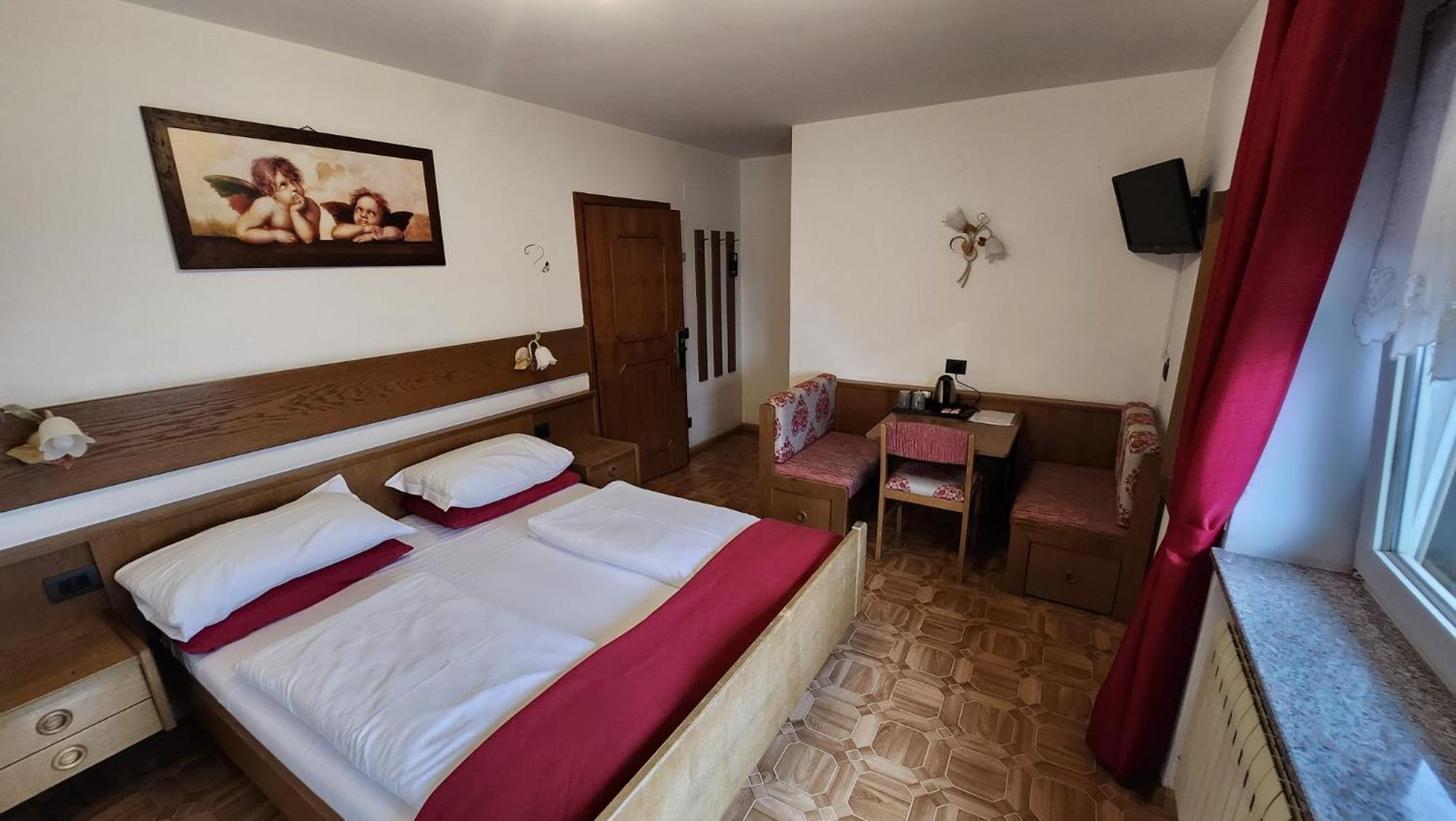 Inter Hotel B&B Vigo di Fassa Værelse billede